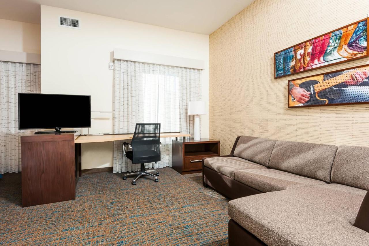 Residence Inn By Marriott Austin Airport Exteriör bild