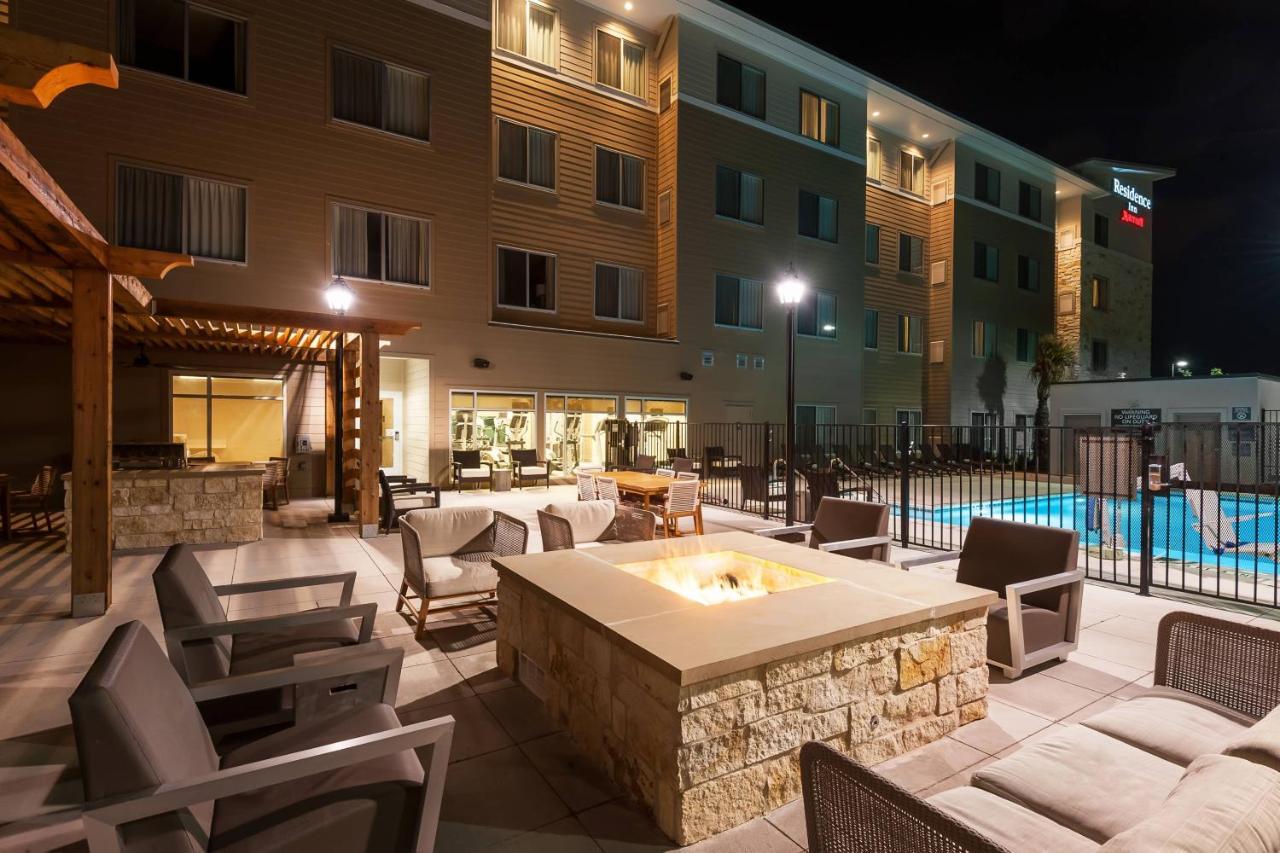 Residence Inn By Marriott Austin Airport Exteriör bild