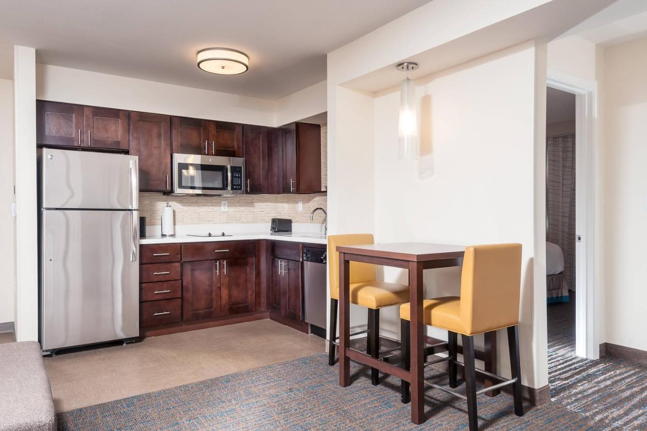 Residence Inn By Marriott Austin Airport Exteriör bild