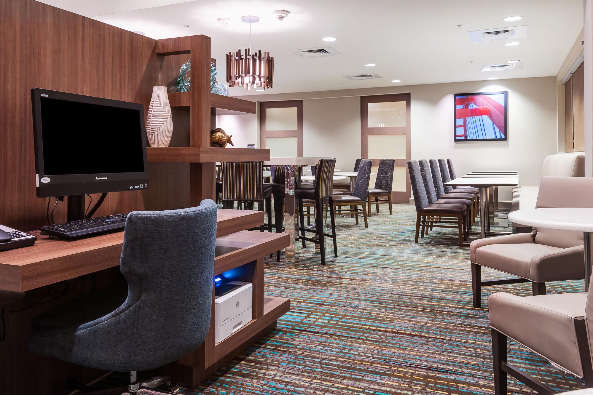 Residence Inn By Marriott Austin Airport Exteriör bild